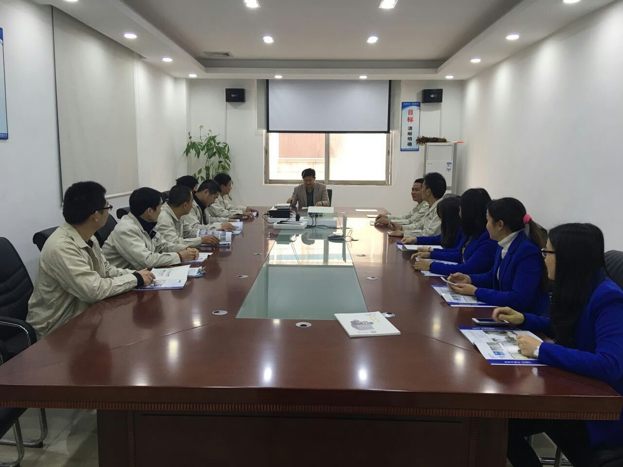 China Dongguan Jintong Plastic Machinery Co., Ltd. Perfil de la compañía