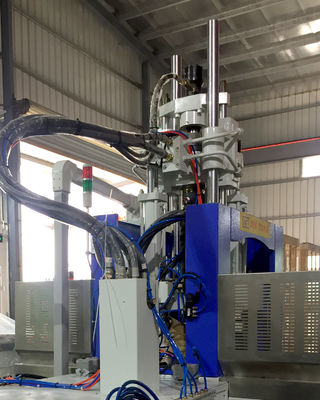 Máquina de moldeo por inyección vertical de mesa de doble deslizamiento de 120T para producción de gran volumen