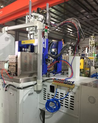 Máquina de moldeo por inyección vertical de mesa de doble deslizamiento