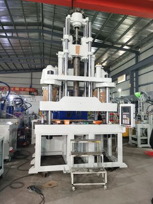 Máquina de moldeo por inyección de 200 toneladas de alto nivel de seguridad vertical para el cepillo de barrido