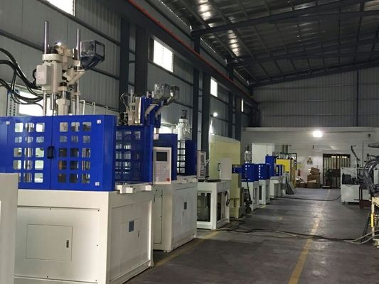 Máquina de moldeo por inyección vertical rotativa de 45T de 9 kW con ejector de 45 mm