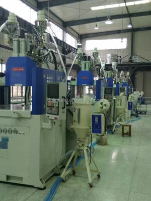 Máquina hidráulica de inyección vertical de dos colores de 14,5 kW JTT-550 2V3R