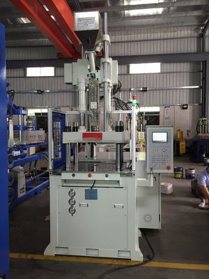 Máquina de moldeo por inyección de plástico vertical semiautomática de 85T con peso de inyección de 0-250G