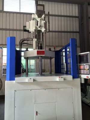 Máquina de moldeo por inyección de plástico vertical de mesa giratoria de alta productividad 200T