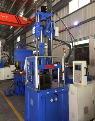 Máquina de moldeo por inyección vertical hidráulica de 55T con 2 mesas de trabajo