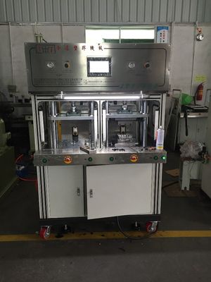 240 mm Máquina de moldeo por inyección de baja presión de luz diurna abierta JTT-200 Fuerza de eyección 8kN