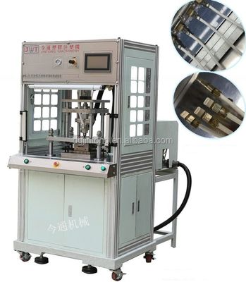 200 mm de distancia entre las barras de lazo de baja presión máquina de moldeo por inyección de plástico JTT-100